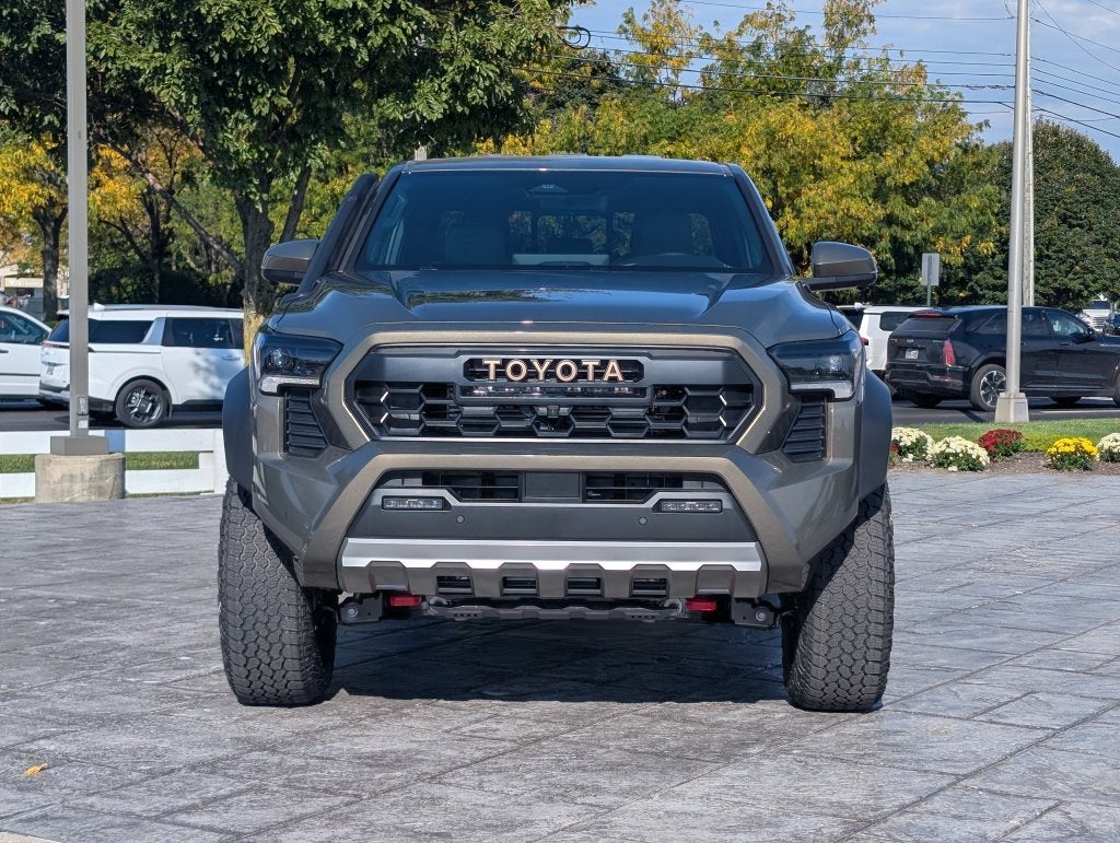 2026 Toyota Tacoma i-FORCE MAX Tacoma Trailhunter