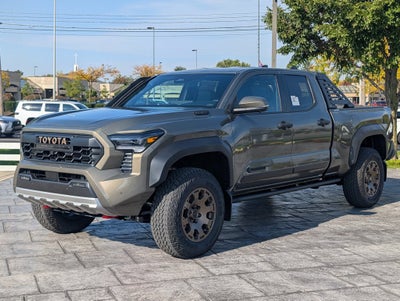 2026 Toyota Tacoma i-FORCE MAX Tacoma Trailhunter