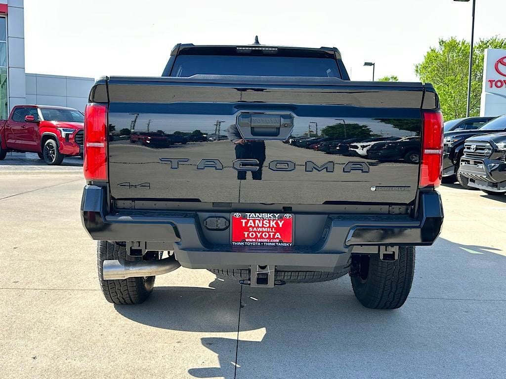 2026 Toyota Tacoma i-FORCE MAX Tacoma TRD Off-Road