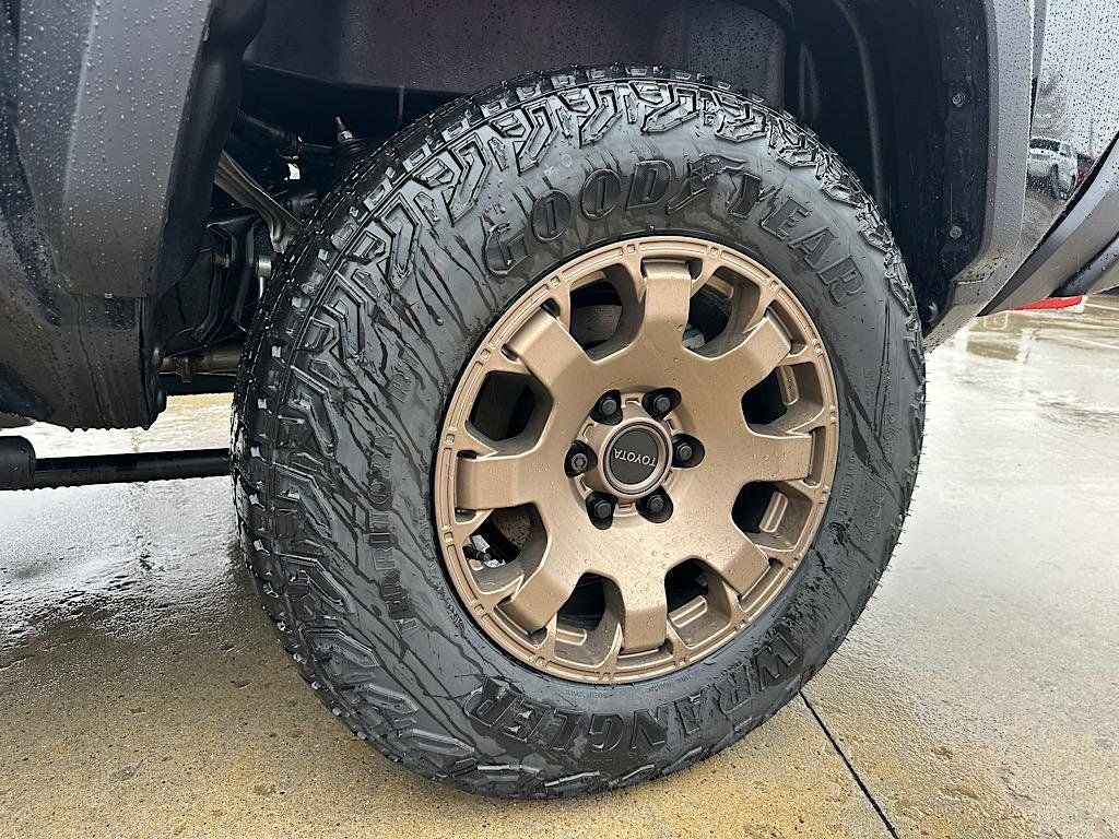 2026 Toyota Tacoma i-FORCE MAX Tacoma Trailhunter