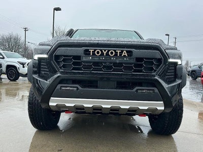 2026 Toyota Tacoma i-FORCE MAX Tacoma Trailhunter