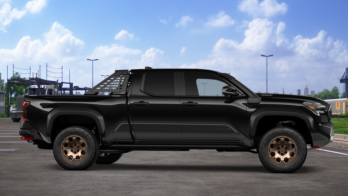 2026 Toyota Tacoma i-FORCE MAX Tacoma Trailhunter
