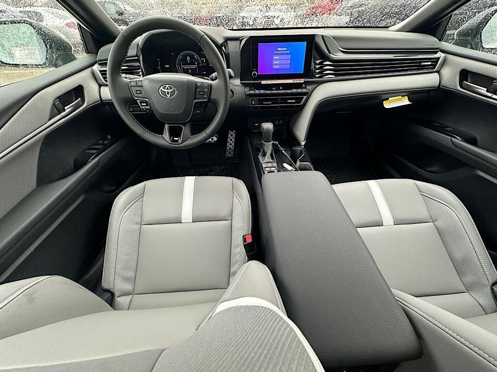 2026 Toyota Camry SE AWD