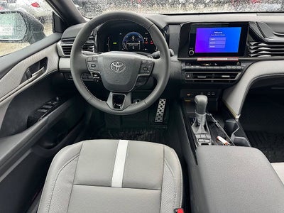 2026 Toyota Camry SE AWD