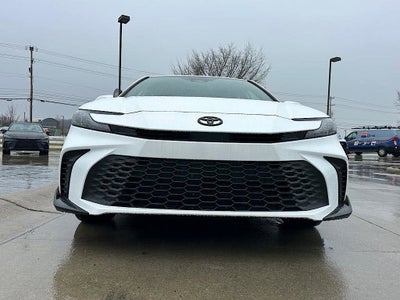 2026 Toyota Camry SE AWD