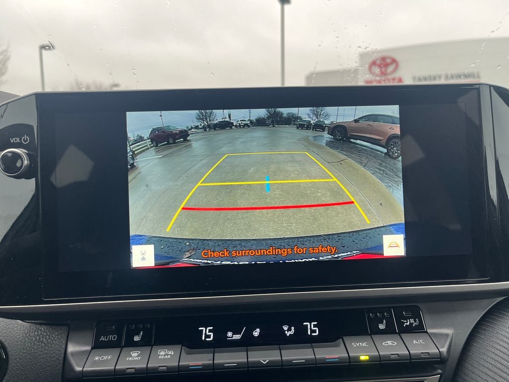 2026 Toyota Camry SE AWD