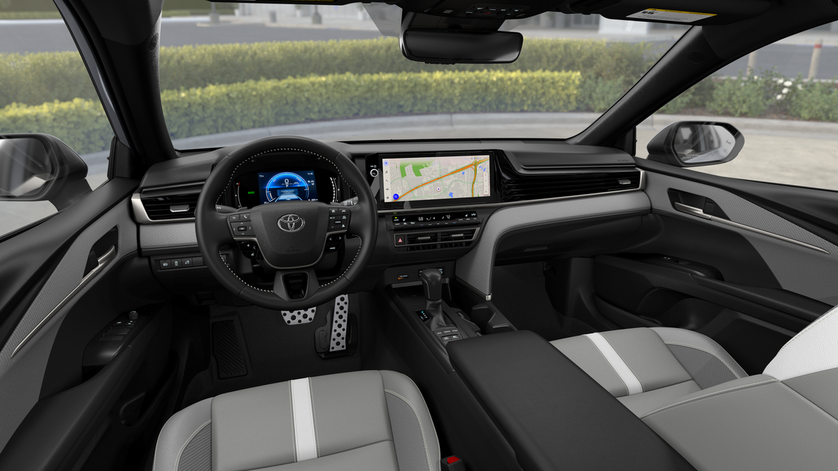 2026 Toyota Camry SE AWD