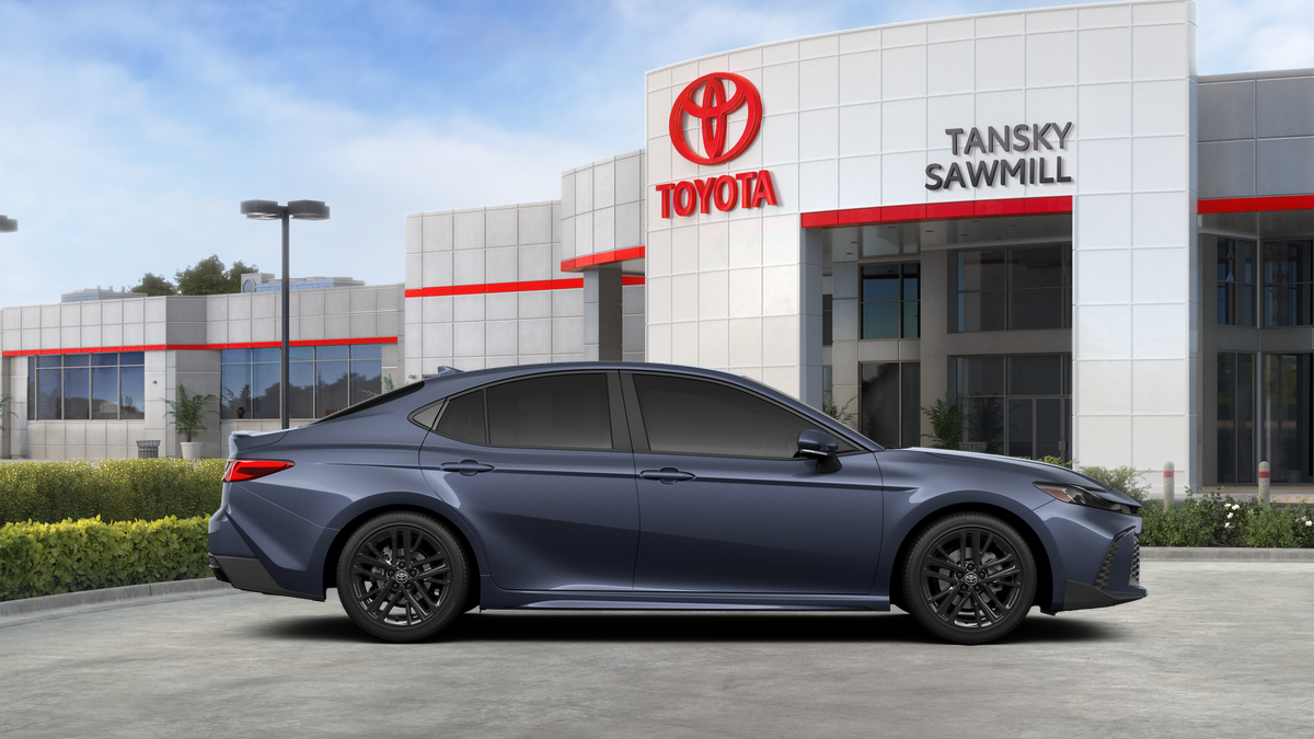 2026 Toyota Camry SE AWD