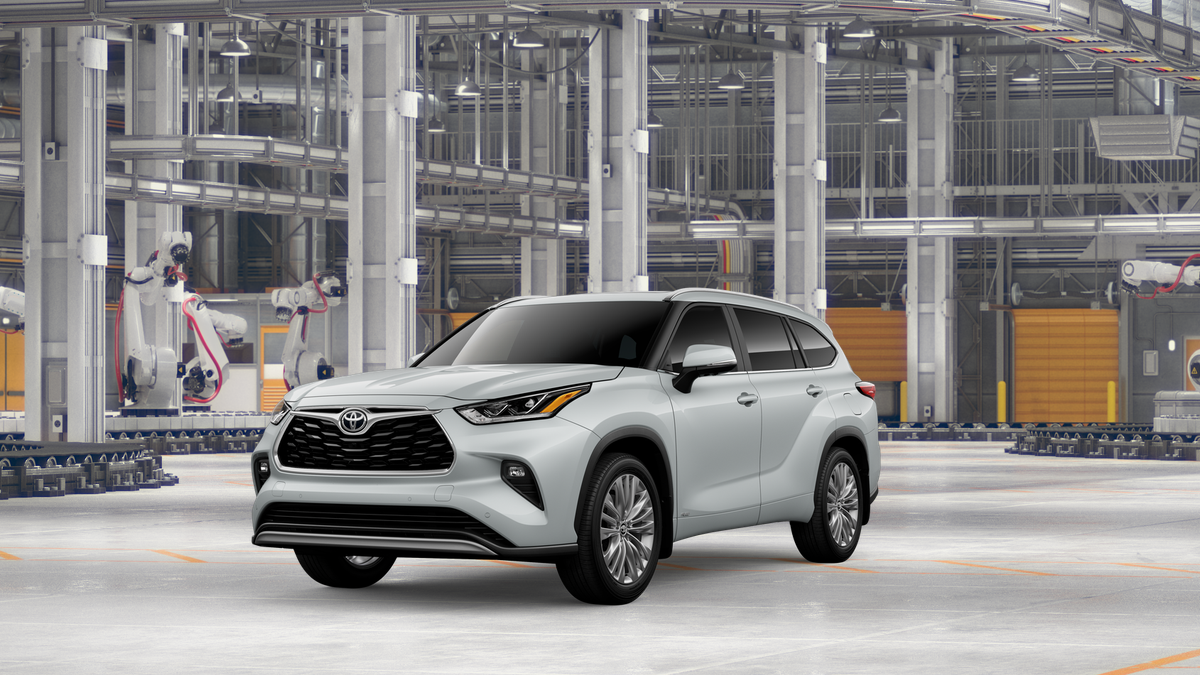 2026 Toyota Highlander Hybrid Platinum AWD's photo