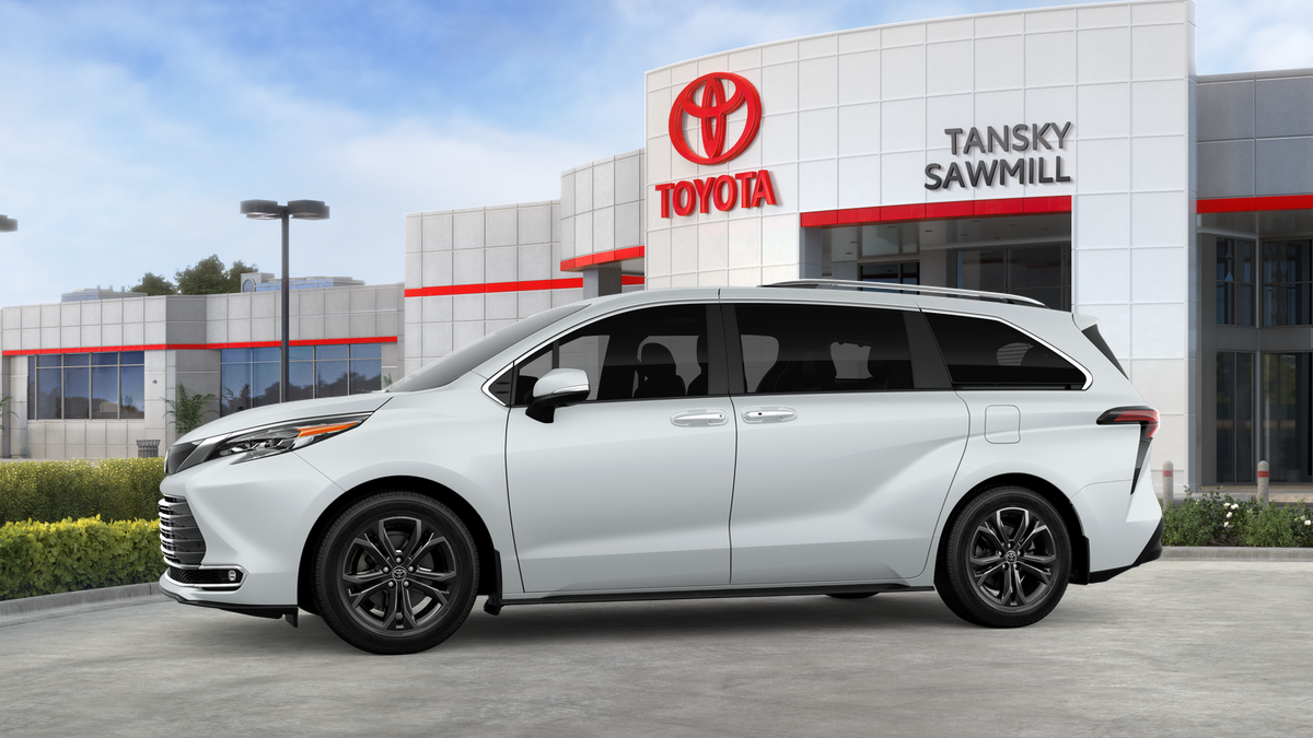 2026 Toyota Sienna Platinum
