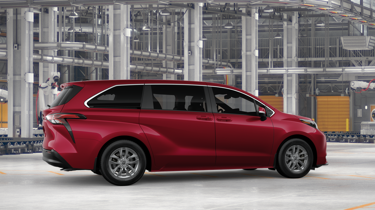 2026 Toyota Sienna LE