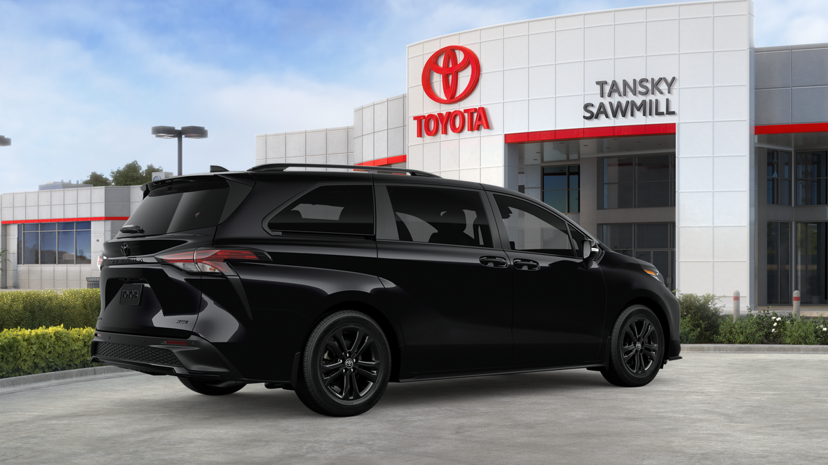2026 Toyota Sienna XSE