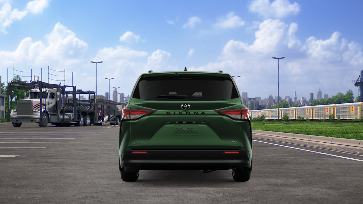 2026 Toyota Sienna XLE