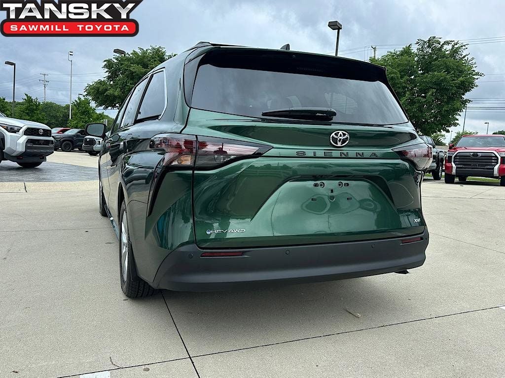 2026 Toyota Sienna XLE