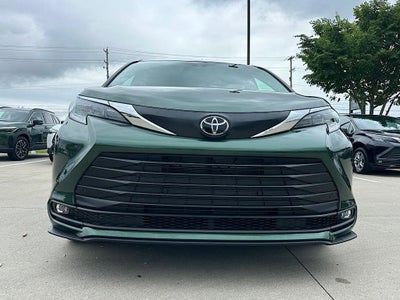 2026 Toyota Sienna XLE