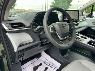 2026 Toyota Sienna XLE