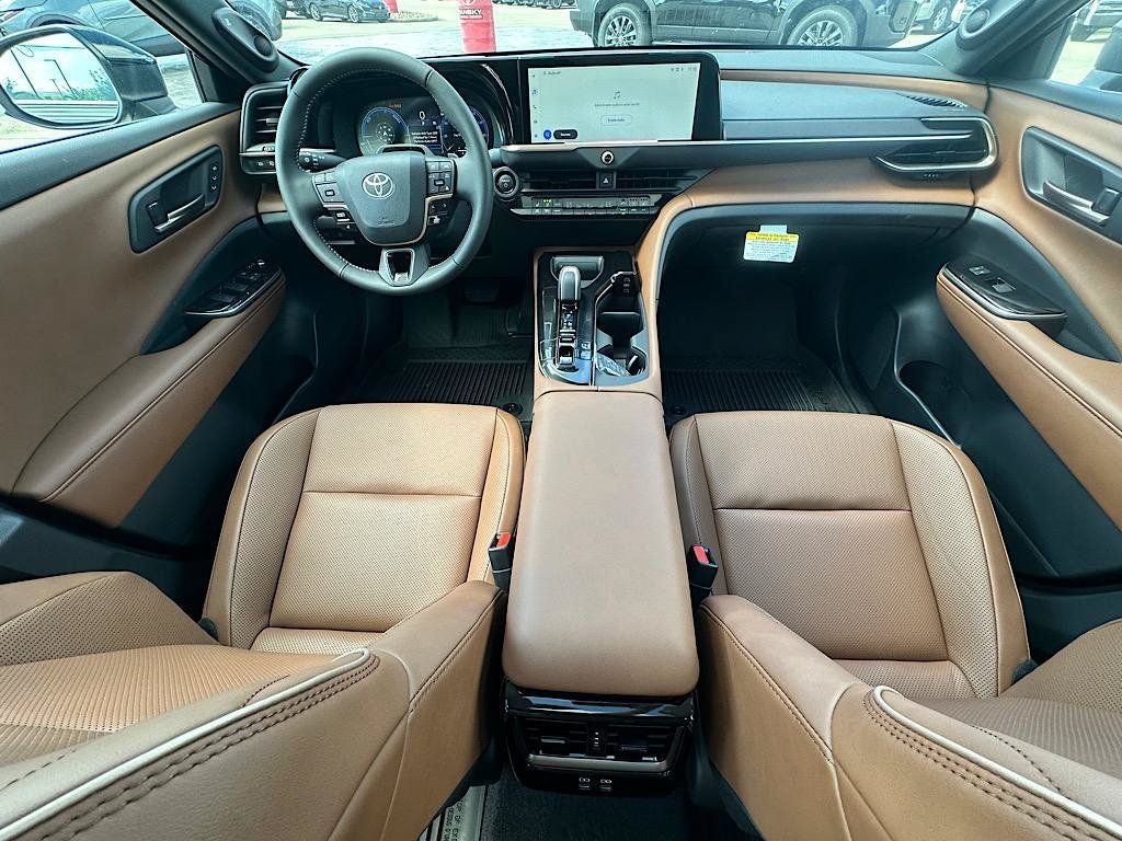 2026 Toyota Toyota Crown Signia Limited