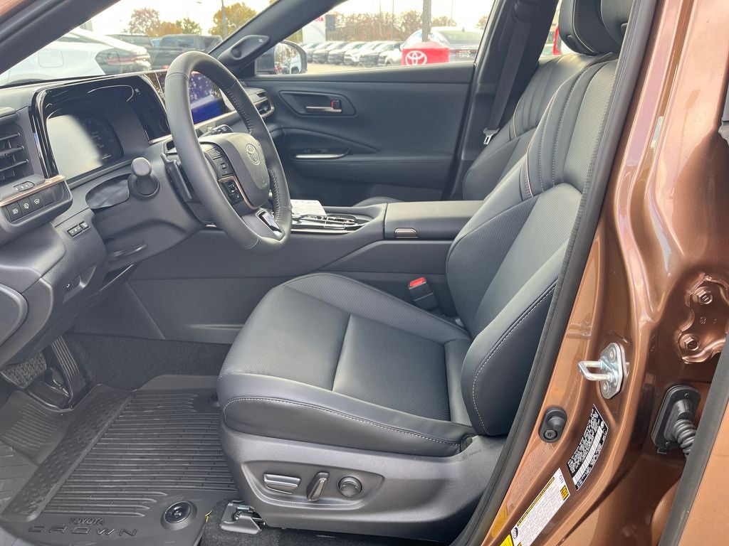 2025 Toyota Toyota Crown Signia Limited