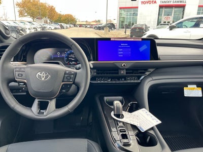 2025 Toyota Toyota Crown Signia Limited