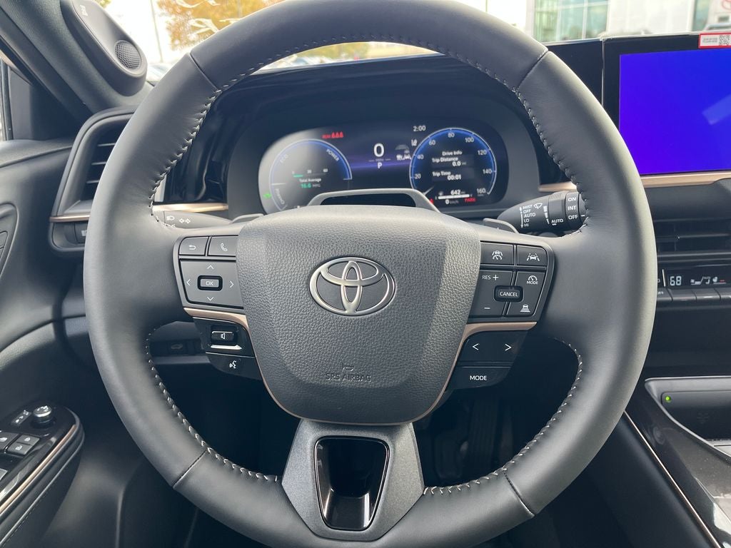 2025 Toyota Toyota Crown Signia Limited