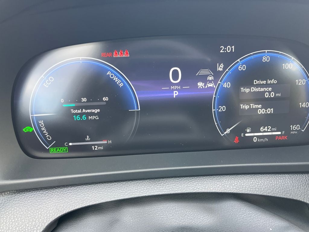 2025 Toyota Toyota Crown Signia Limited