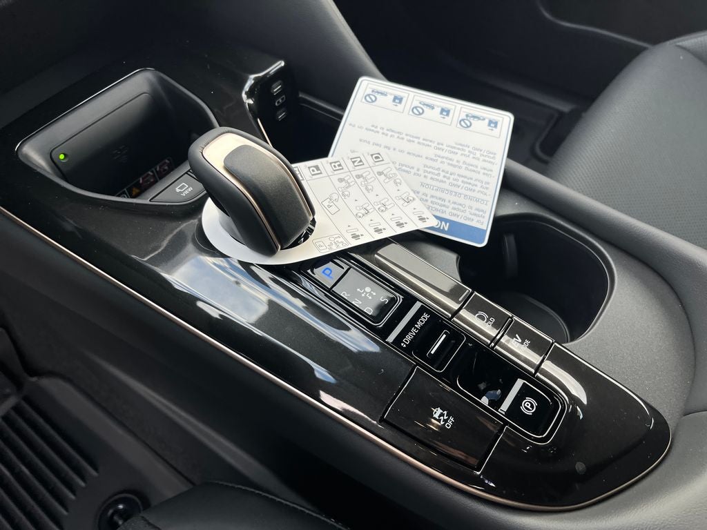 2025 Toyota Toyota Crown Signia Limited