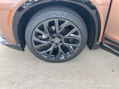 2025 Toyota Toyota Crown Signia Limited