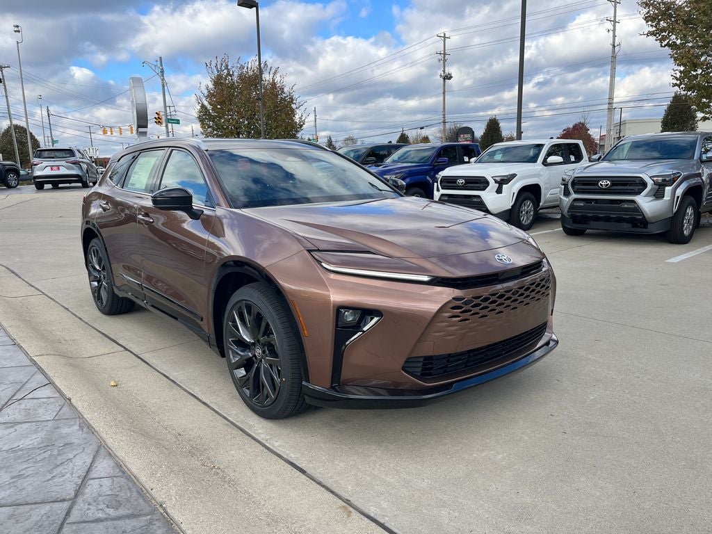 2025 Toyota Toyota Crown Signia Limited