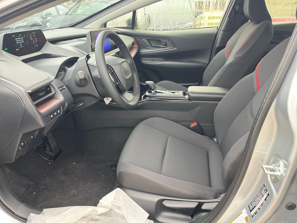 2026 Toyota Prius Plug-in Hybrid SE