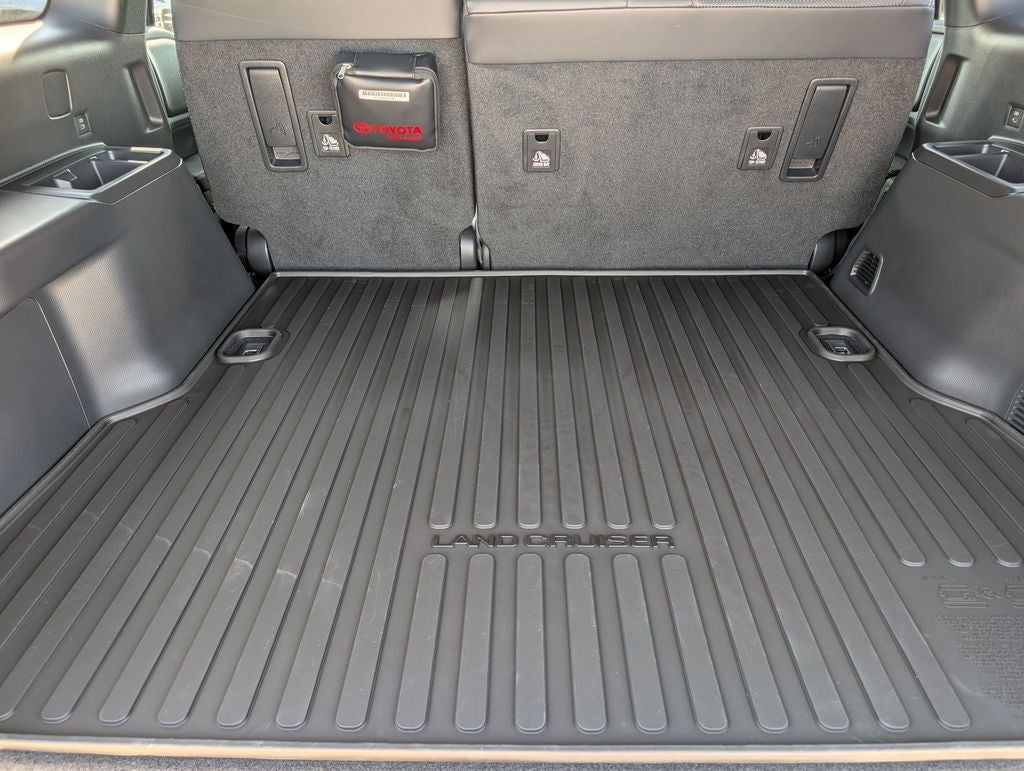2027 Toyota Land Cruiser Base