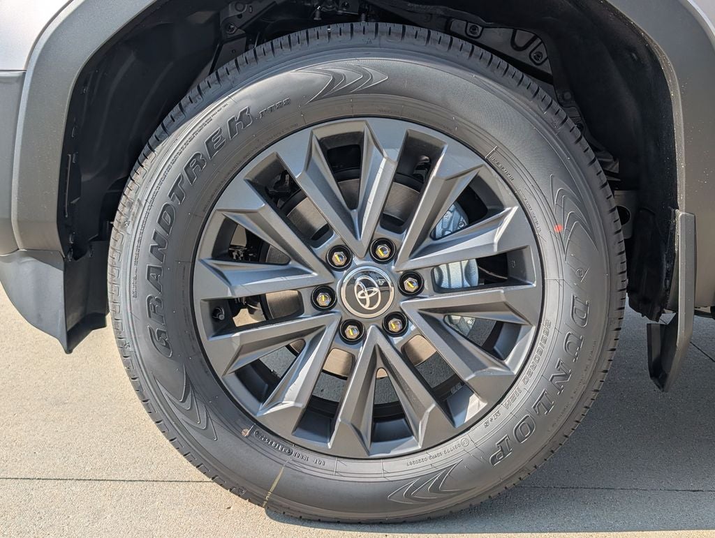 2027 Toyota Land Cruiser Base