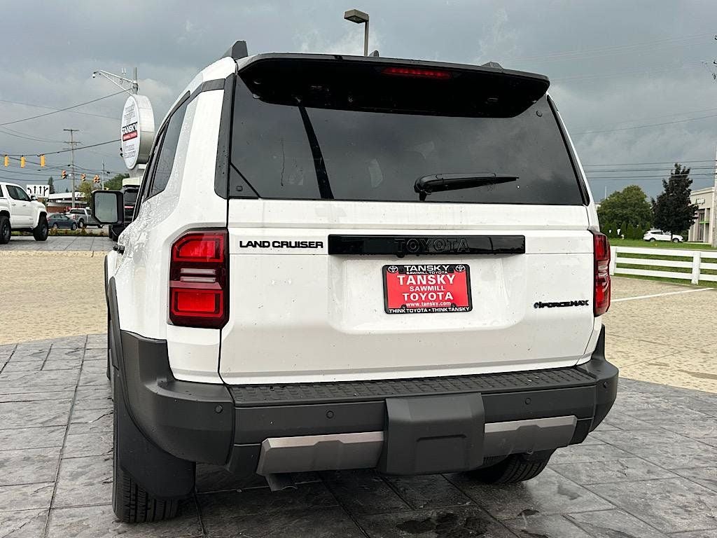 2027 Toyota Land Cruiser Base
