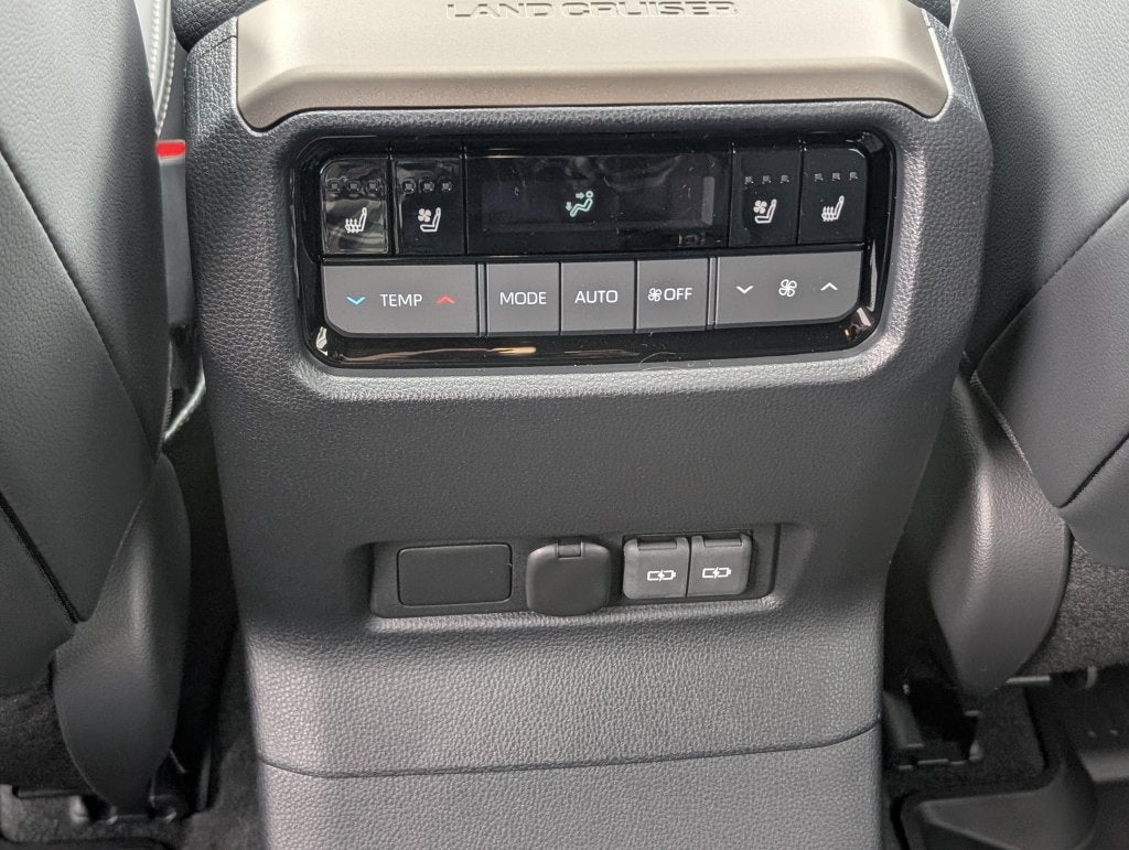 2027 Toyota Land Cruiser Base