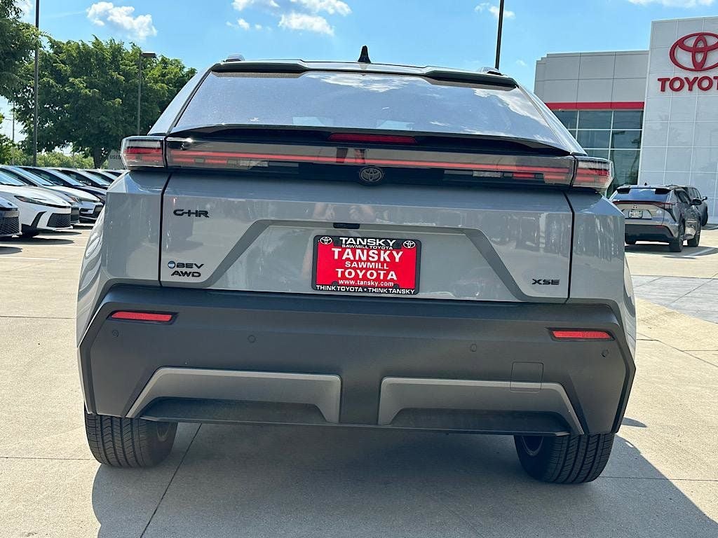2026 Toyota C-HR XSE