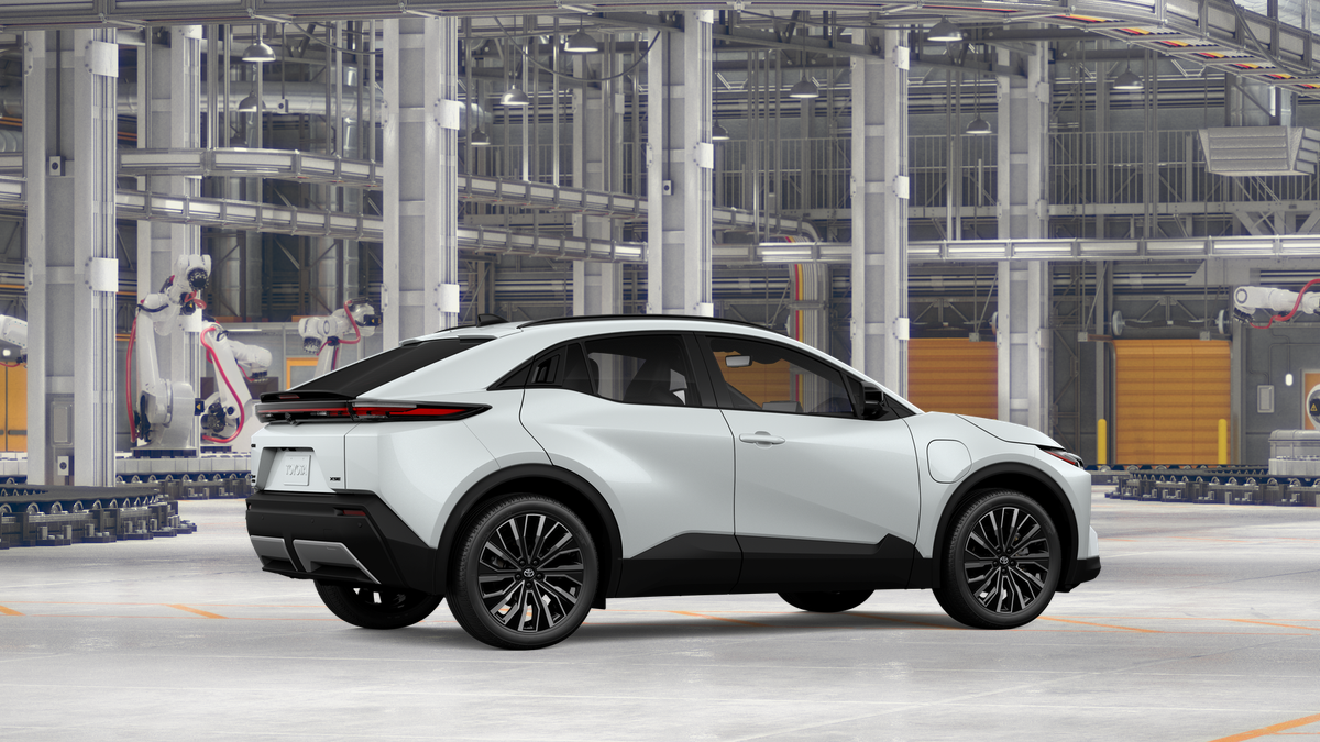 2027 Toyota C-HR XSE