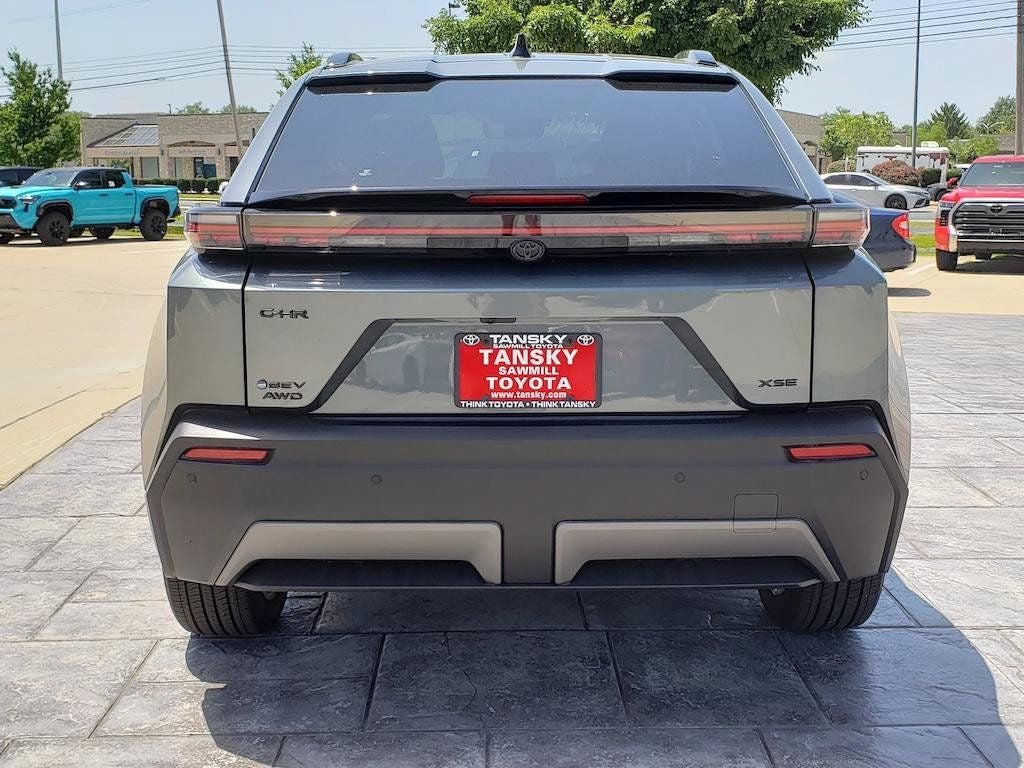 2026 Toyota C-HR XSE