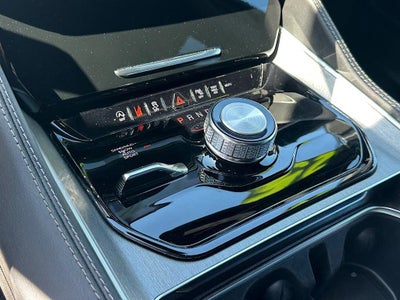 2025 Jeep Wagoneer L Series II