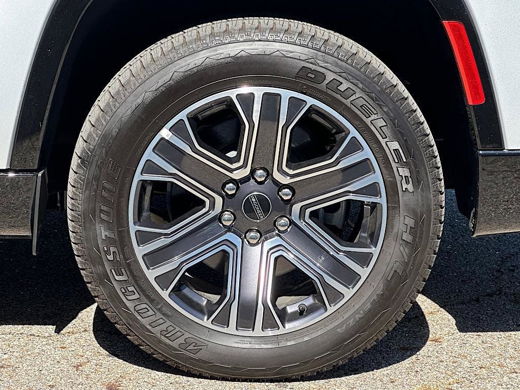 2025 Jeep Wagoneer L Series II