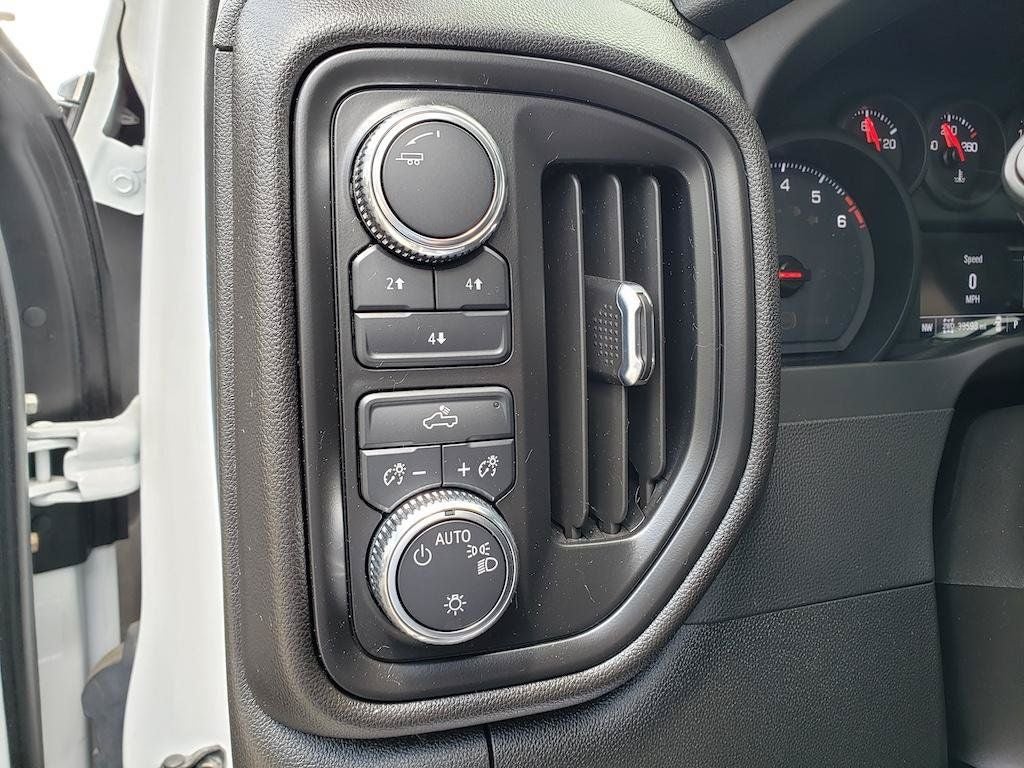 2024 GMC Sierra 2500HD Pro