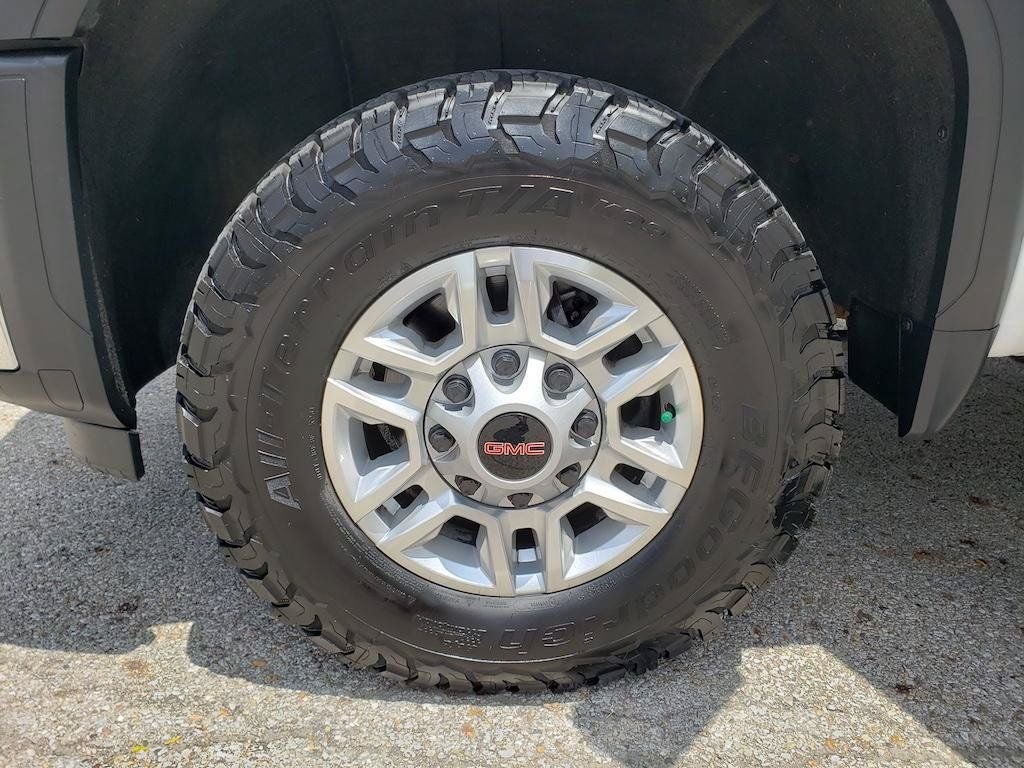 2024 GMC Sierra 2500HD Pro