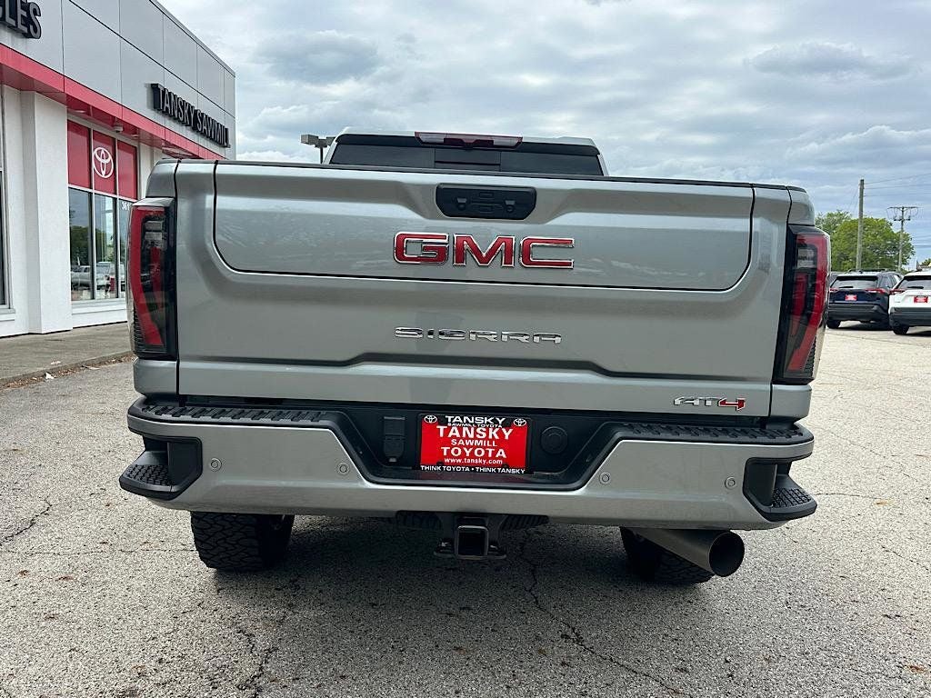 2024 GMC Sierra 2500HD AT4