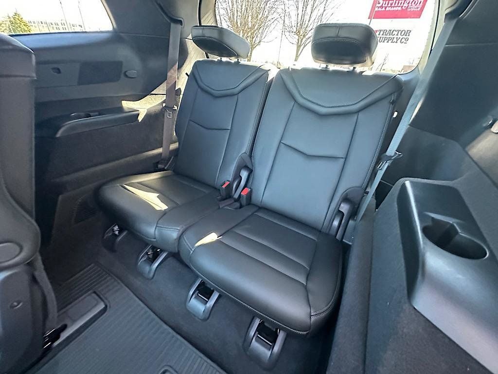 2025 Cadillac XT6 Premium Luxury - Photo 16