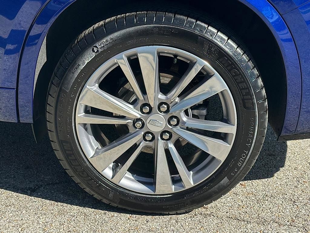 2025 Cadillac XT6 Premium Luxury