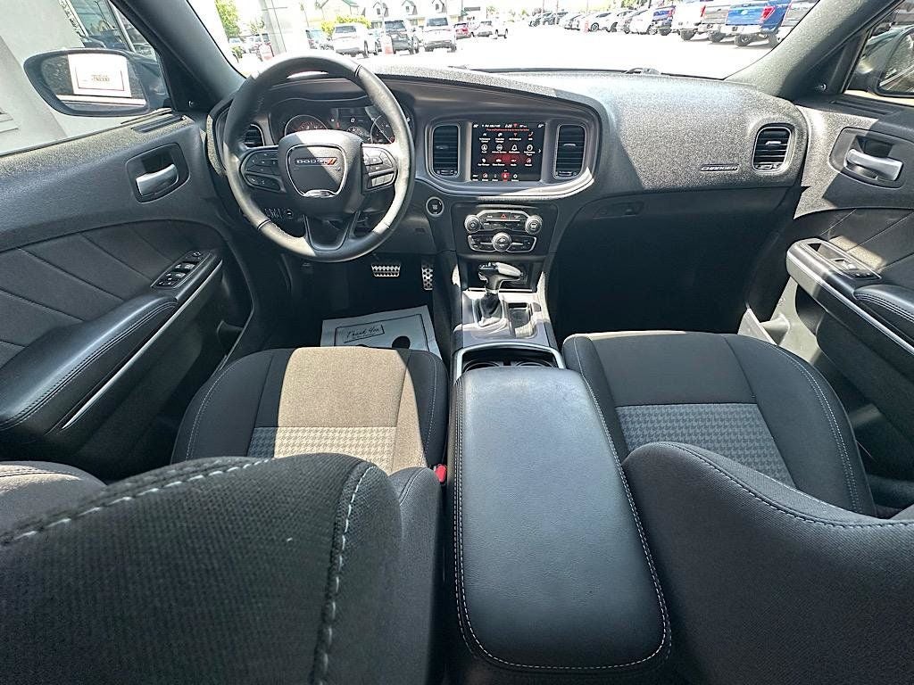 Photo 16