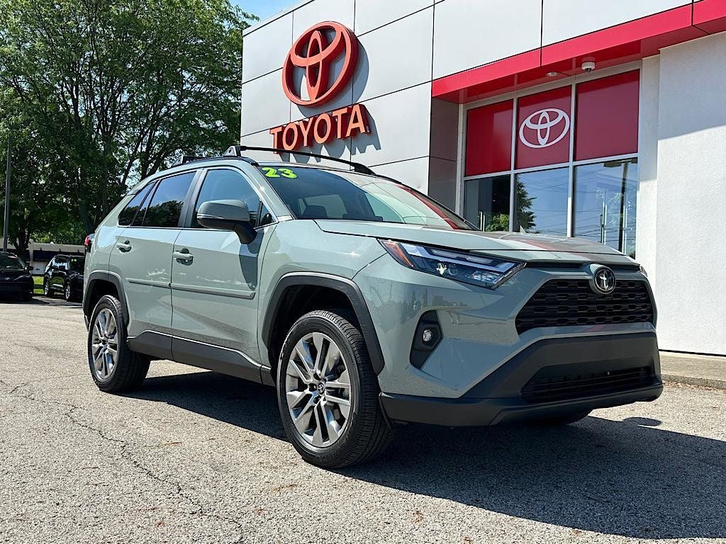 2023 Toyota RAV4 XLE Premium
