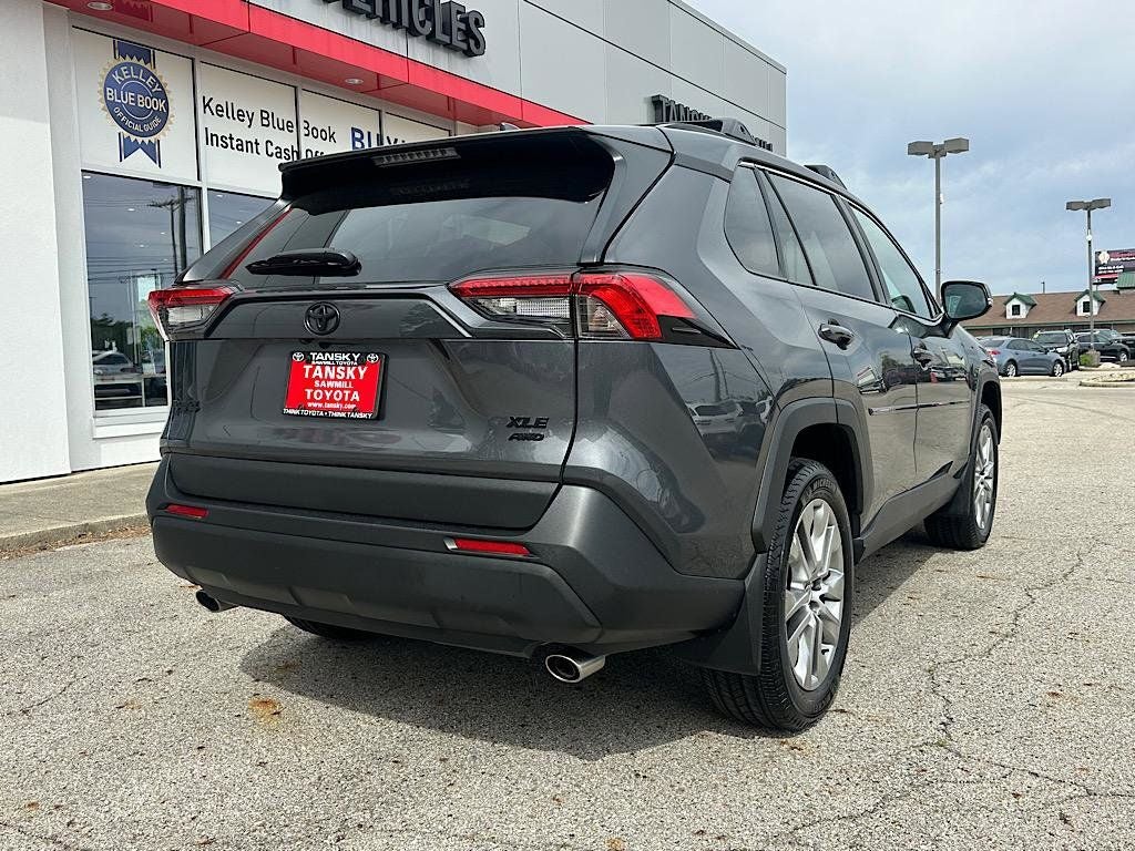 2023 Toyota RAV4 XLE Premium