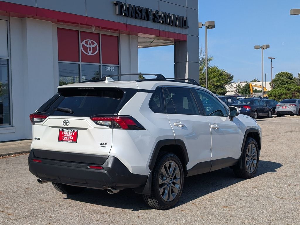 2021 Toyota RAV4 XLE Premium