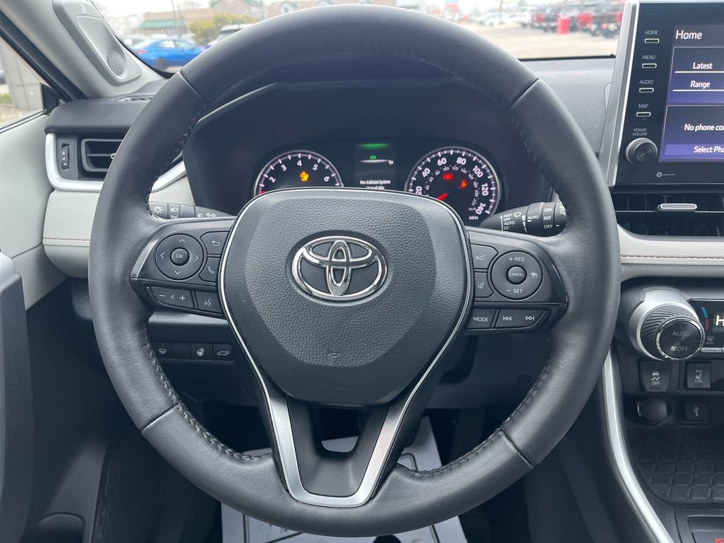 2022 Toyota RAV4 XLE Premium
