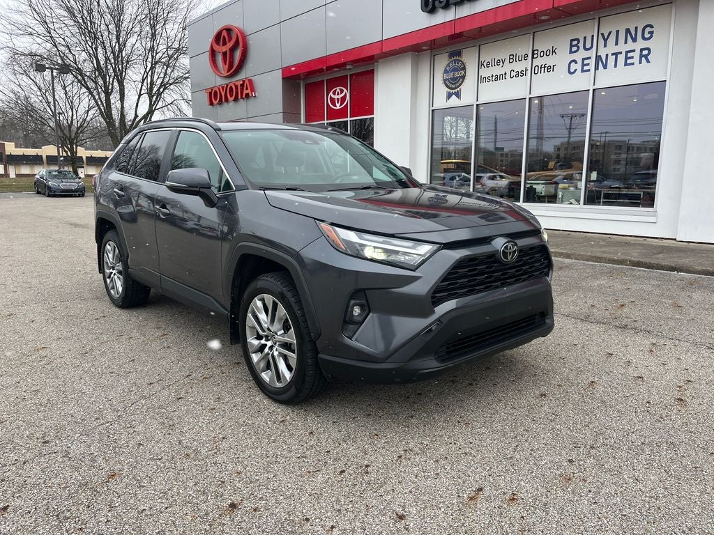 2022 Toyota RAV4 XLE Premium