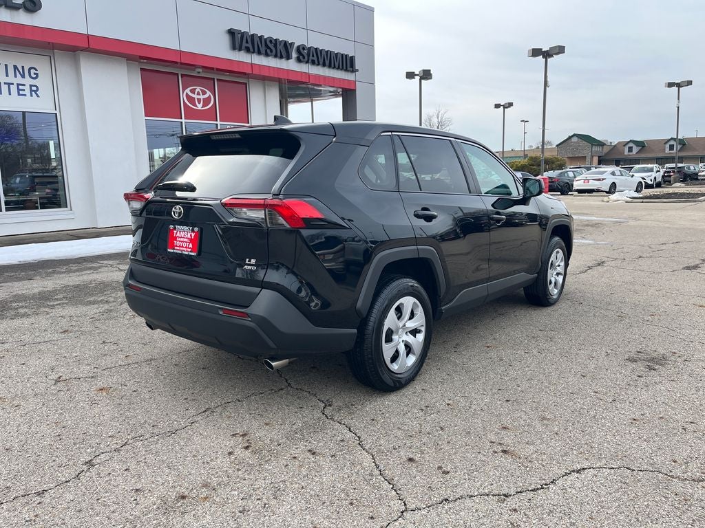 2024 Toyota RAV4 LE